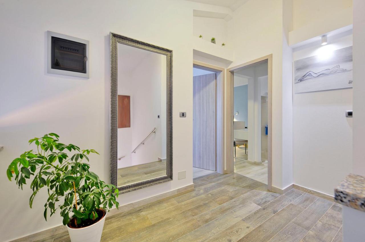 Villa With Private Pool In Village Jadreski Pula Exterior photo